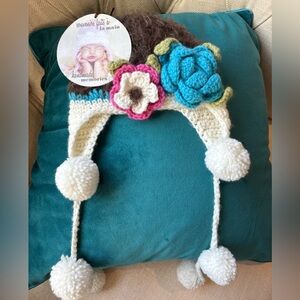 Handmade Crochet Baby Hat – Floral Detail – Pom Pom Ties – New